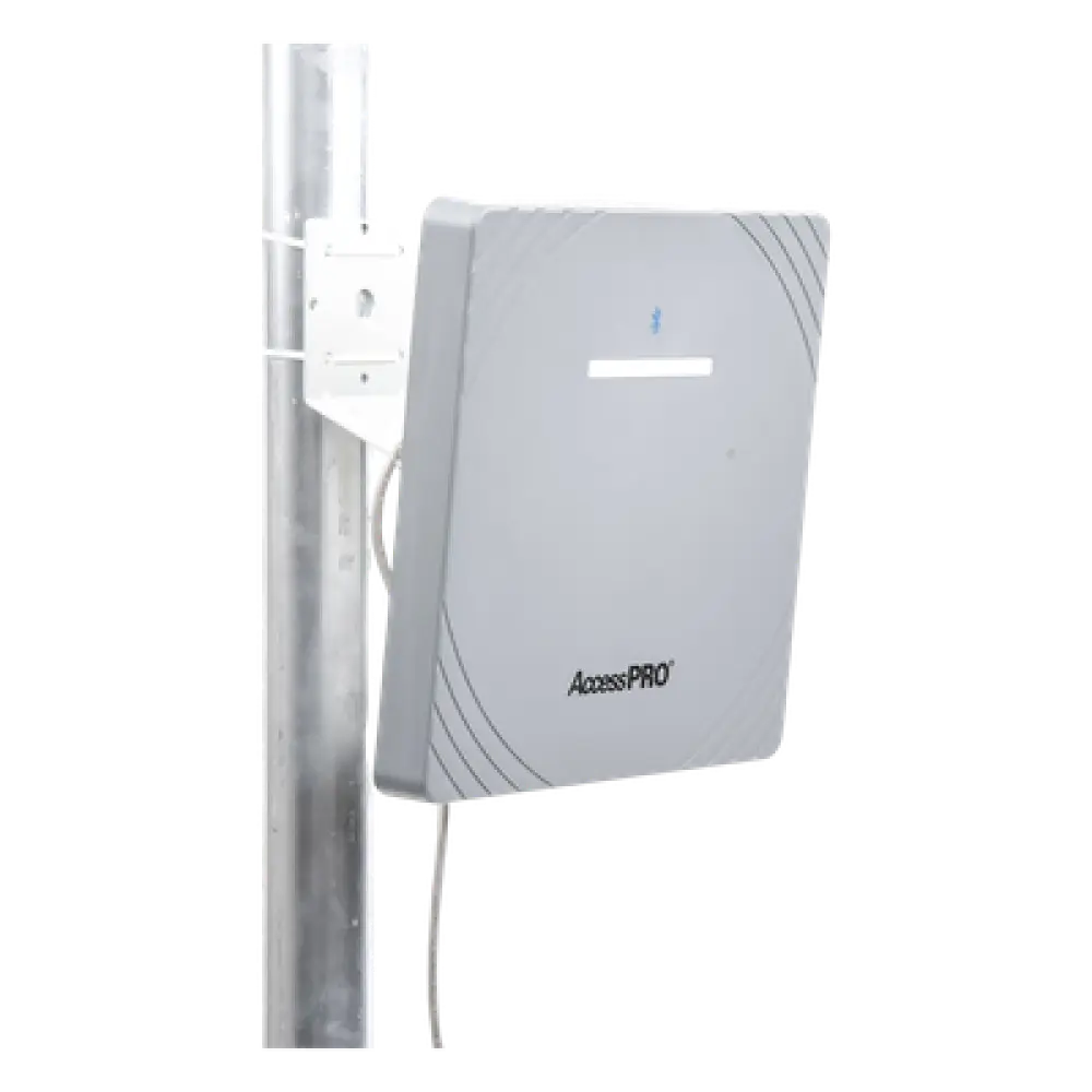 Lector RFID UHF / Alcance 6 m (19.7 ft) / Bluetooth / Antena 12 dBi / Wiegand 26 / IP Climas Extremos
