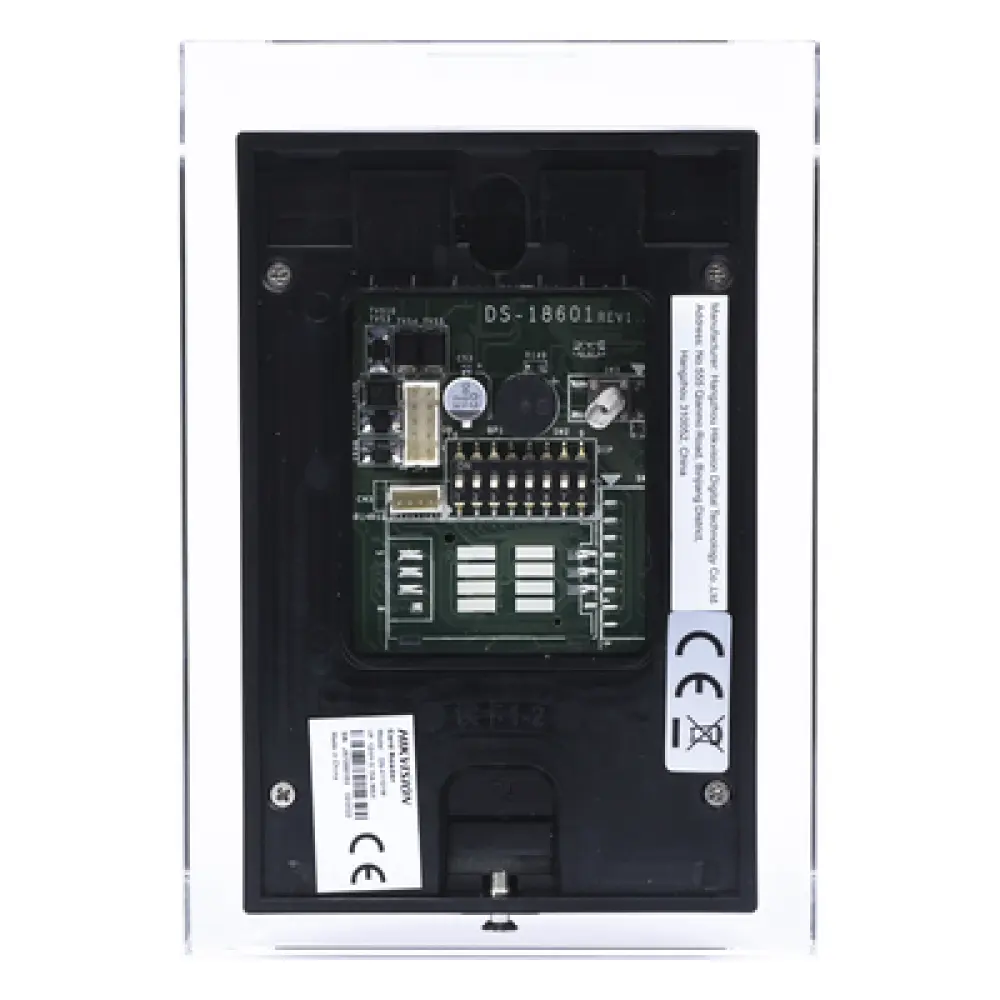 Lector de Acceso MIFARE y Contraseñas / IP64 / Wiegand W26/W34 y RS-485 / 13.56 MHz / Teclado Integrado / -20°C a +65°C (-4°F a 149°F)