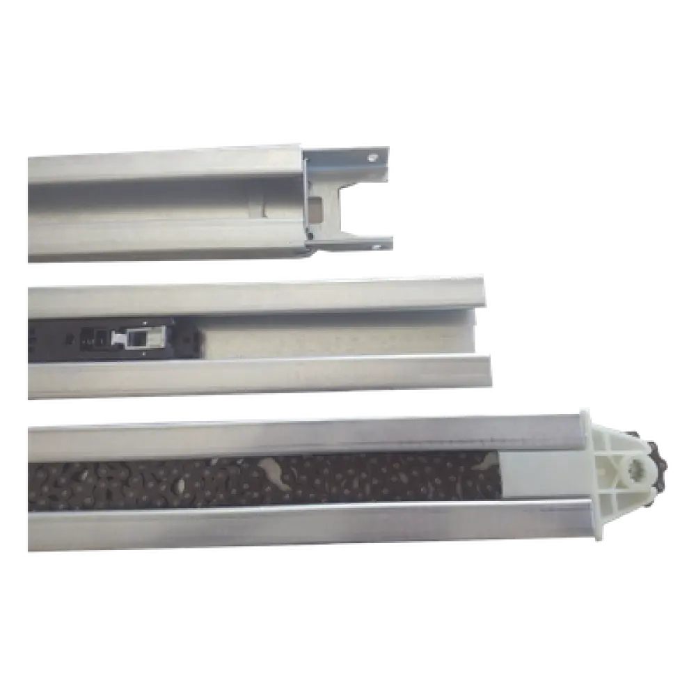 Riel tipo C / 3 secciones de 1 m (3.28 ft) / 6 m de cadena integrada / Compatible con ACCESSFORCE y FS1000APPRT