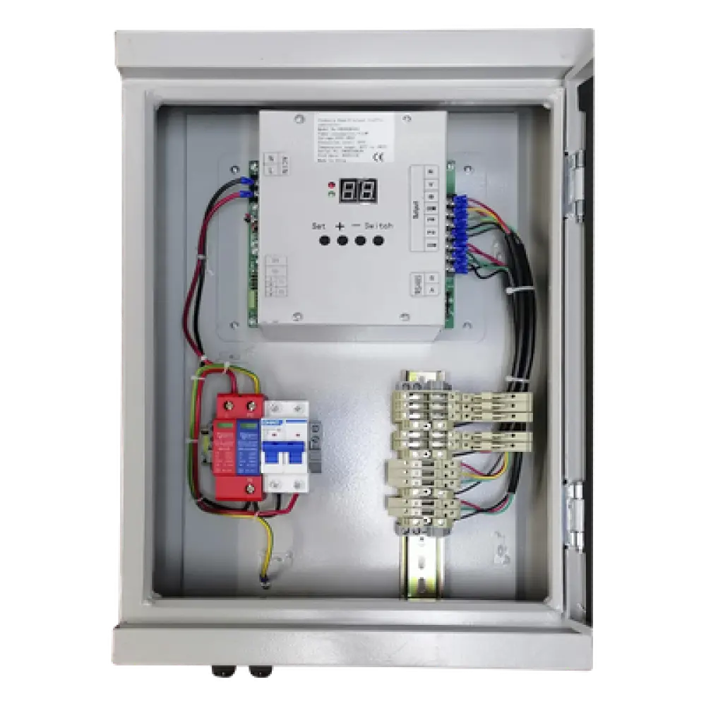 Controlador de Tráfico Peatonal / 5 Salidas / 110 VCA / Gabinete con Montaje / Integración Alarma Acústica
