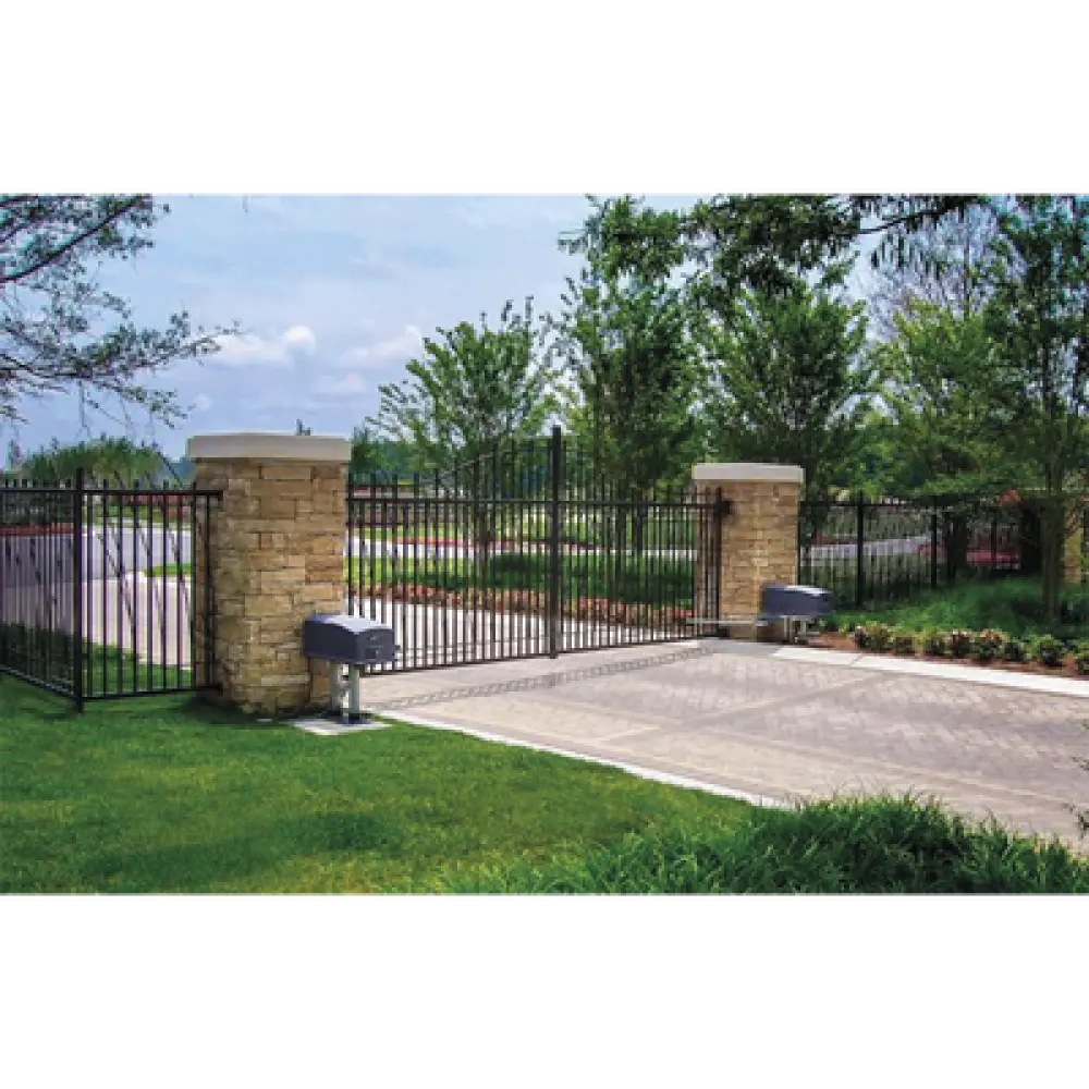 Operador para Puertas Abatibles / Motor 1/2 HP / Ciclo Continuo / Brazo Oculto / IP65 / UL325 / Capacidad 400 lb (181.4 kg) / Apertura 10 ft (3.05 m)