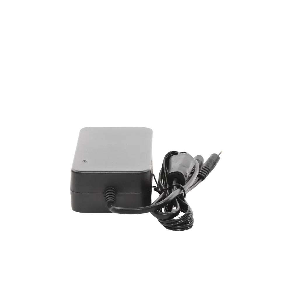 Fuente de Poder de 4 Salidas tipo Jack Macho de 12 Vcc / 5 Amper