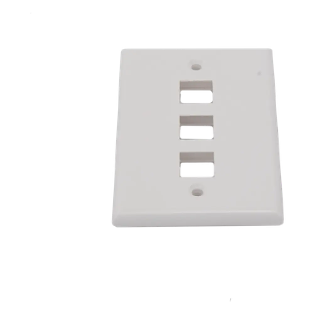 Placa de Pared / 3 Puertos Keystone / Vertical / Termoplástico UL94V-0 / 2.75'x4.52'