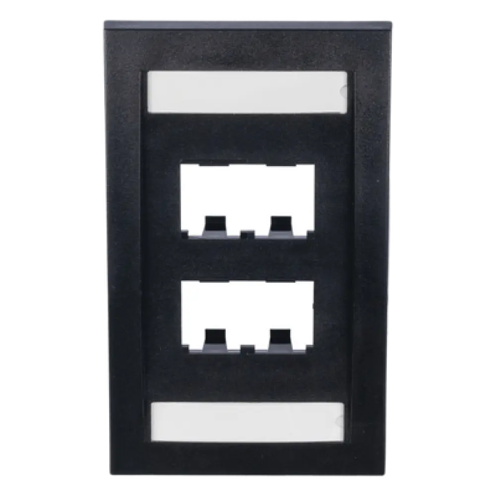 Placa de Pared Vertical / 4 Puertos Mini-Com / Con Espacio para Etiquetas / 2.75 x 4.5 pulg. / Perfil Elevado / Negro