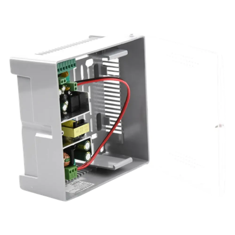 Fuente de Poder con Gabinete / 4 Salidas / 11-15 Vcc / 5 A / Entrada 96-264 Vca / Protección de Batería 10.5 V
