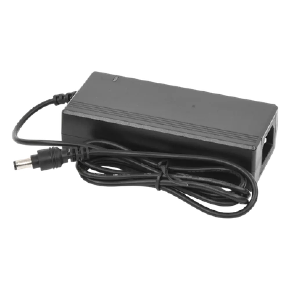 Fuente de Poder Regulada / 100-240V~ / 12VCC 3.33A / Conector 5.5mm / 328 pies recomendado