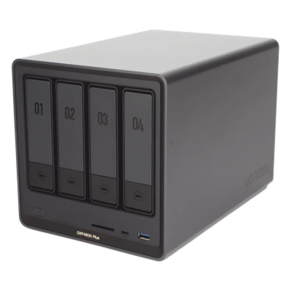 NAS 4 Bahías / Intel Pentium Gold 8505 5 Núcleos / 10GbE + 2.5GbE / DDR5 8GB Expandible a 64GB / PCIe 4.0 M.2 NVMe / USB 3.2 Gen 2 / HDMI 4K