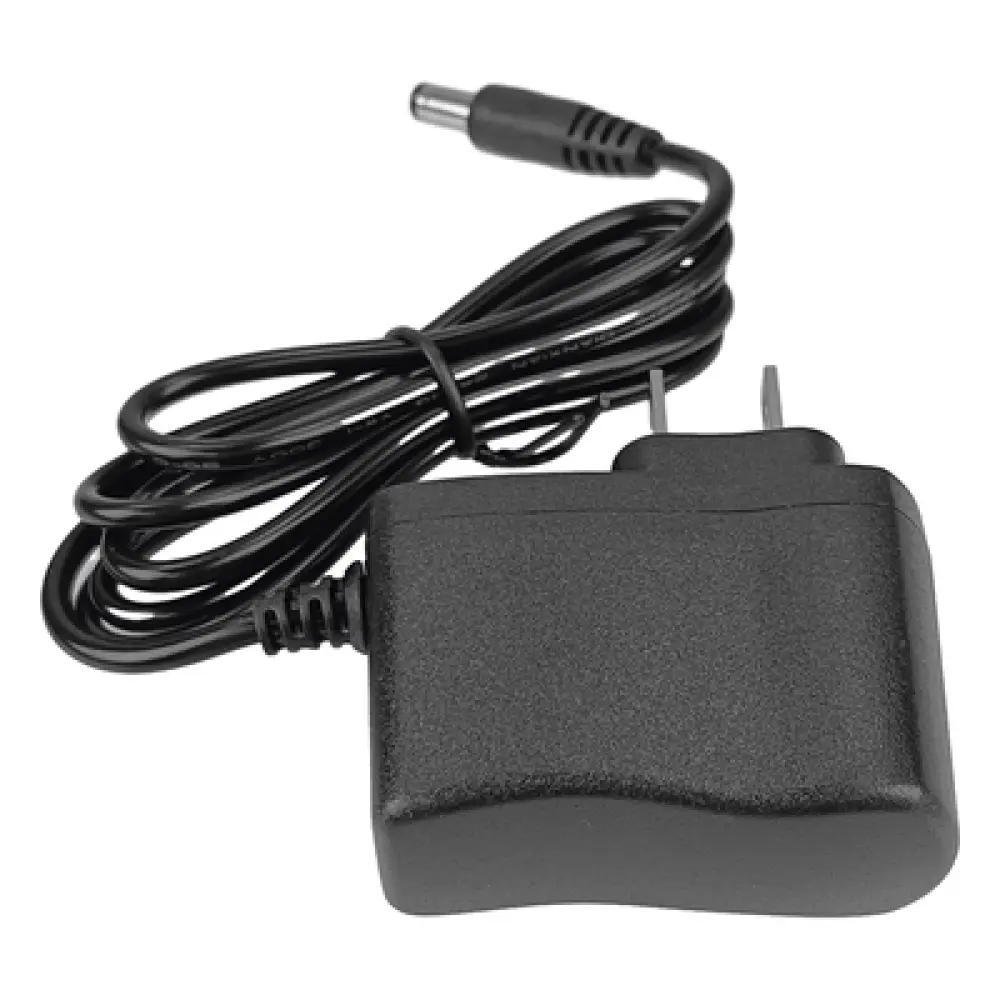 Fuente de Poder Regulada / 5 Vcc / 1 A / Entrada 100-240 Vca / Conector 5.5 x 2.1 mm / Operación 0°C a +40°C