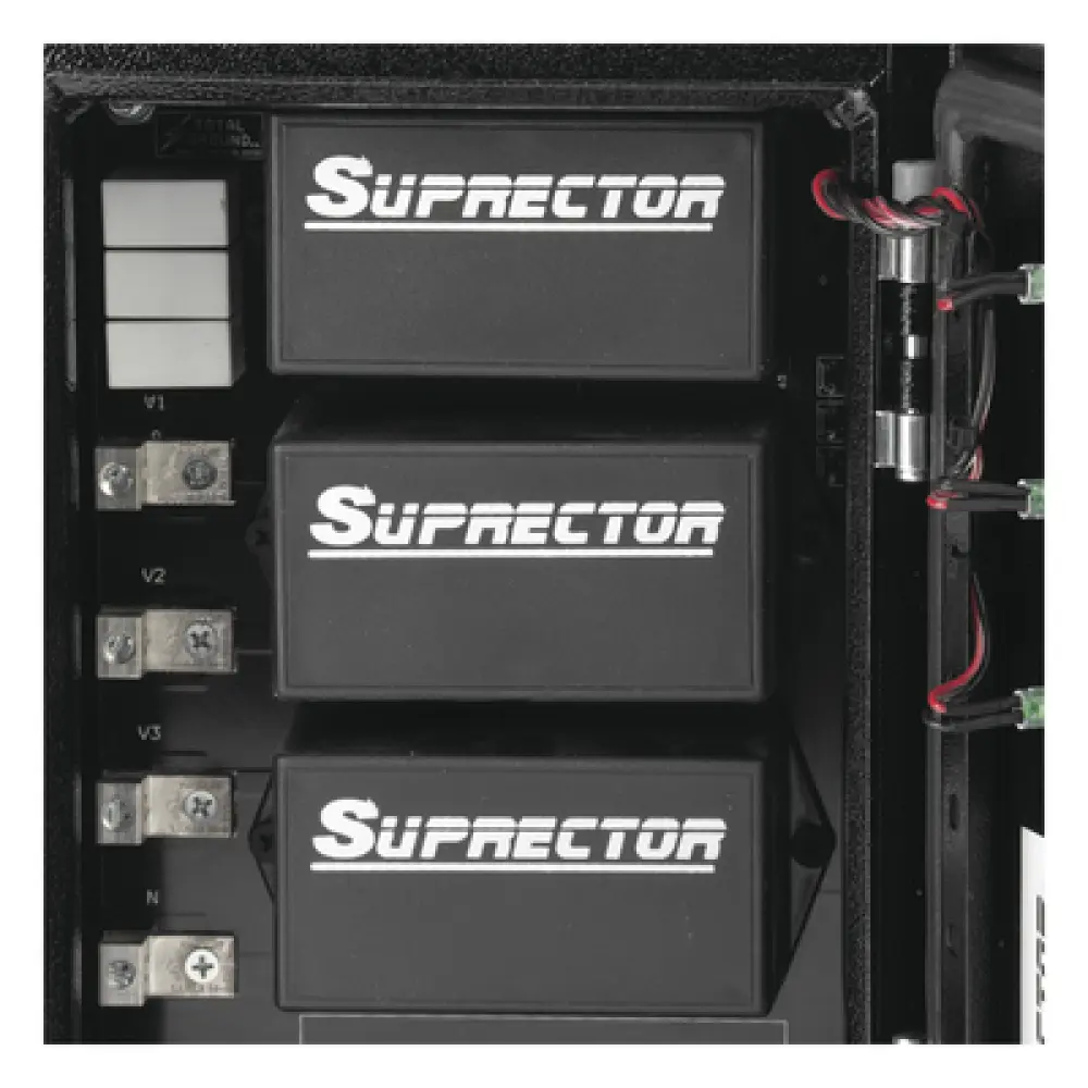 Supresor de Transientes Clase B / 3 Fases / 127/220 Vca / 80 kA / Gabinete NEMA 4 / 30x20x12 cm (11.8x7.9x4.7 in)