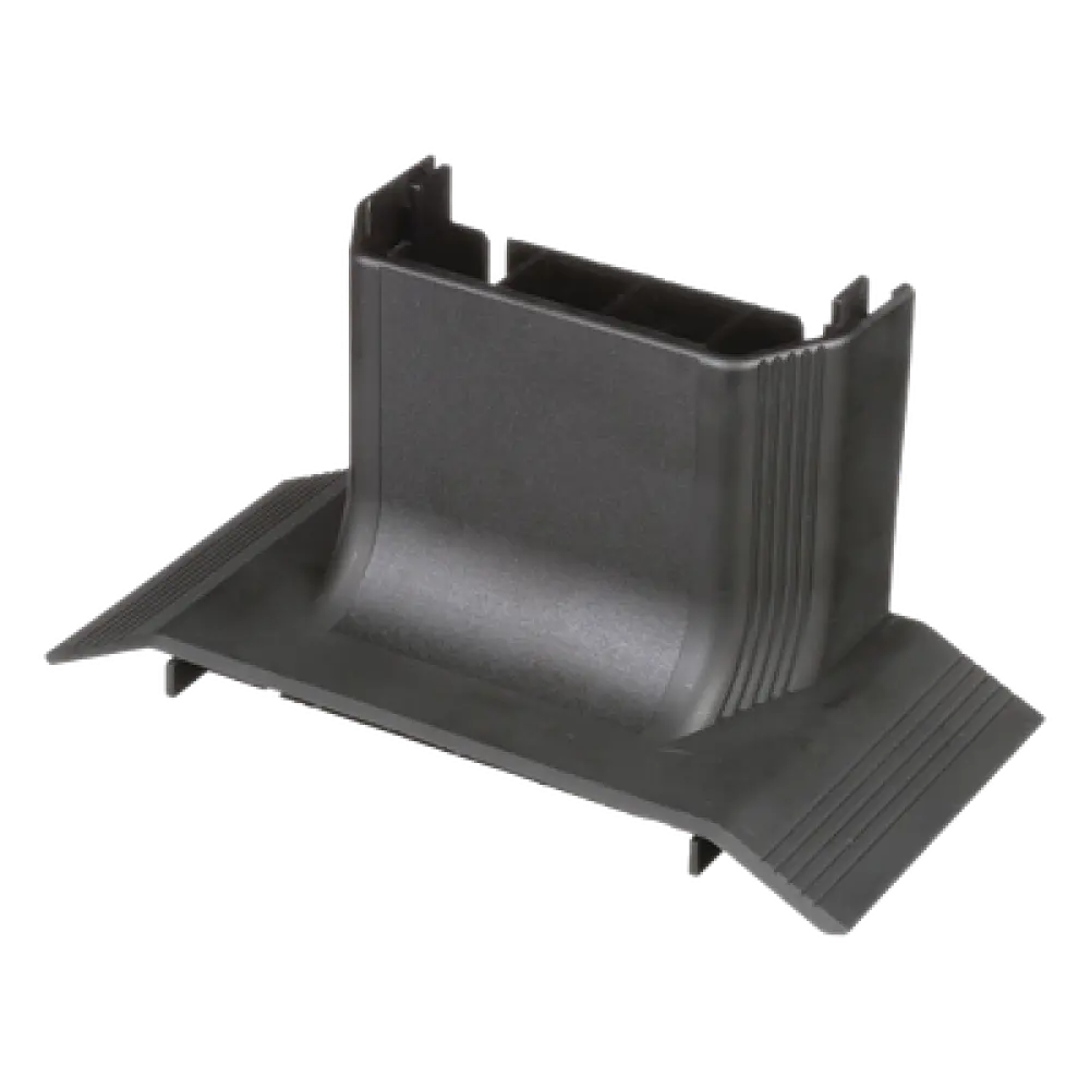 Accesorio de Conexión a Canaleta de Piso / 4 Vías / PVC Rígido / Carga 907 kg / Área Interna 24.88 in² / UL94V-0 / Negro