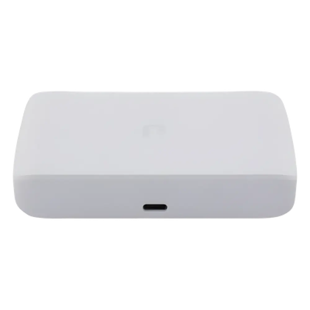 Switch Administrable Compacto / 5 Puertos Gigabit RJ45 / PoE 802.3af/at Entrada / USB-C o PoE / 4.22 x 2.76 x 0.83 pulgadas