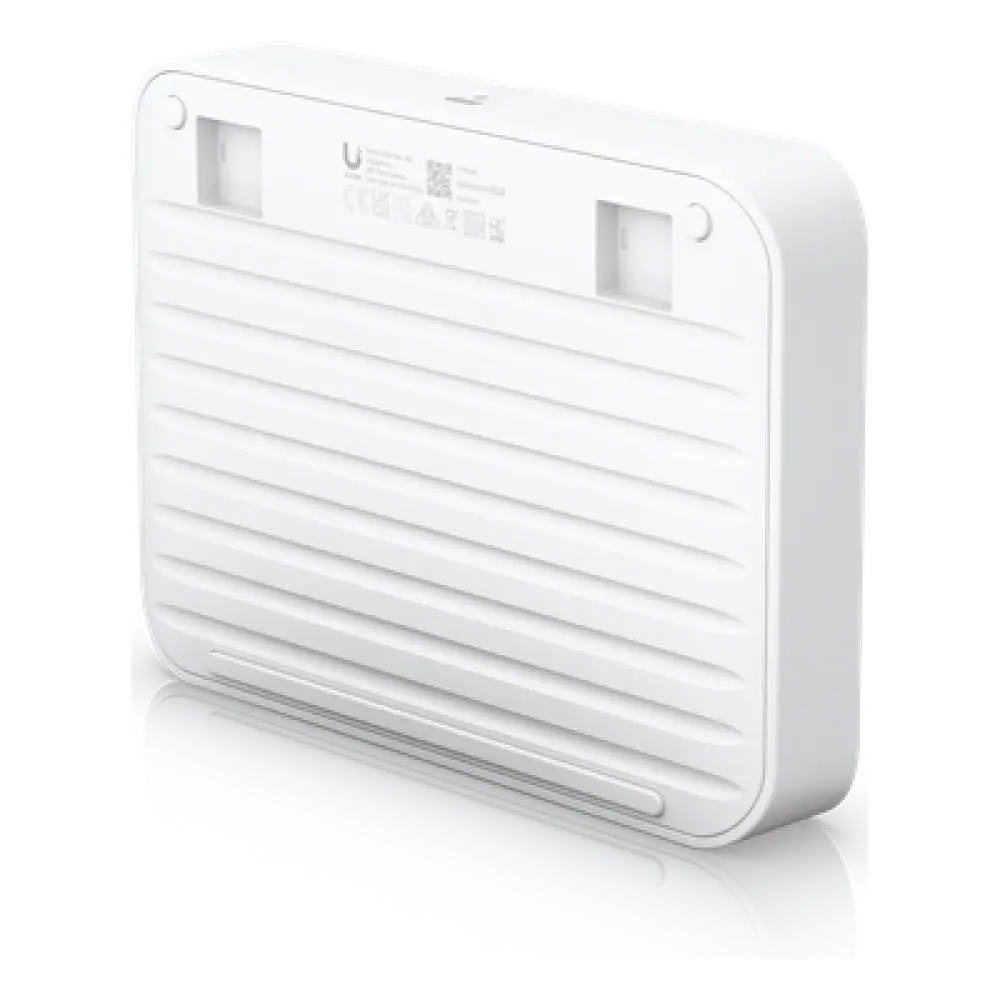 Switch Capa 2 / 4 Puertos 10GbE / Alimentación PoE+ o USB-C / Compacto / 82 Gbps de Rendimiento