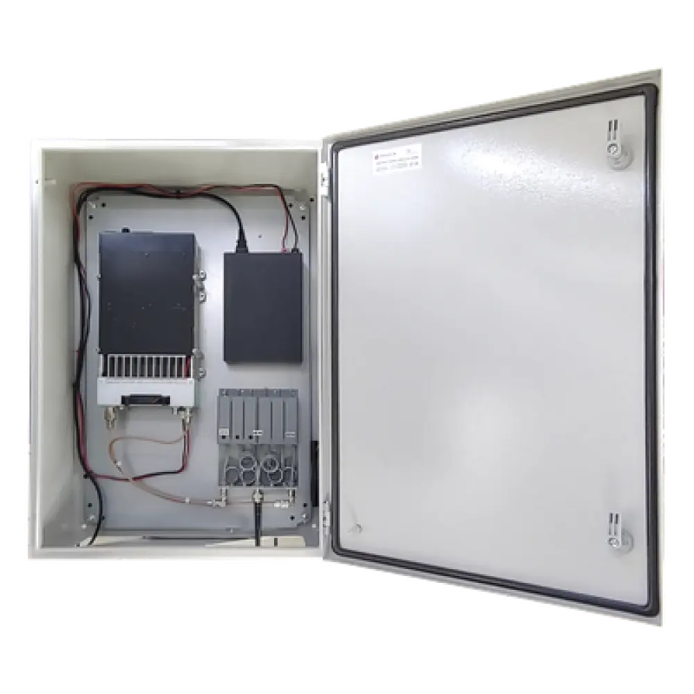 Gabinete de Acero para Intemperie / IP66 / IK10 / 500 x 700 x 250 mm / Placa Trasera Galvanizada / Cerradura con Llave