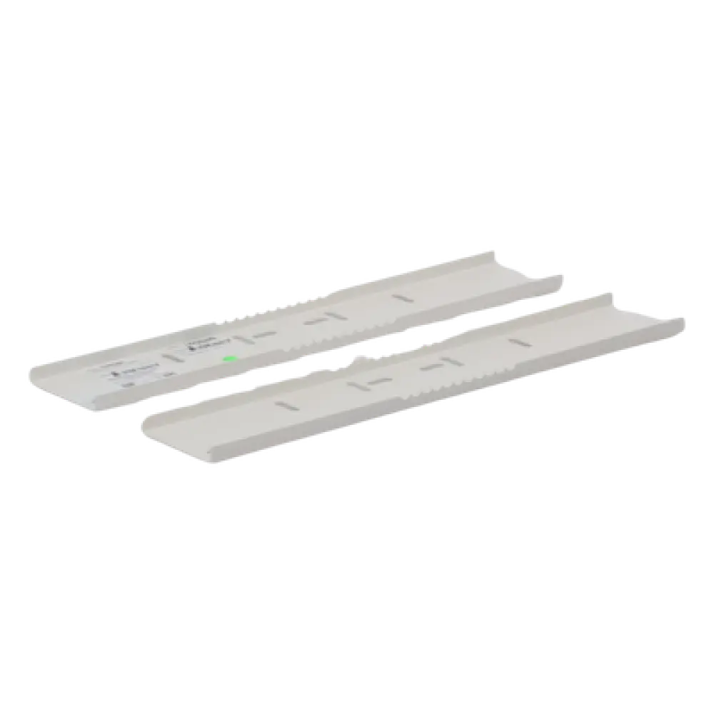 Montaje de Poste / Abrazaderas 3' a 5' / Acero Calibre 16 / 394 x 73 x 12 mm / Ajustable 200-370 mm