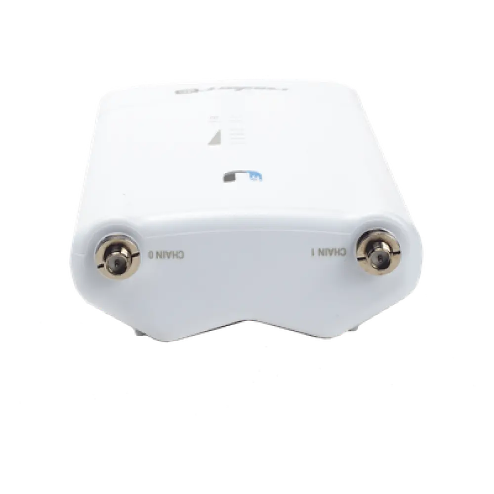 Radio Estación Base / 5 GHz / 500 Mbps / Gigabit Ethernet / Dual RP-SMA / -40°C a 80°C (-40°F a 176°F)