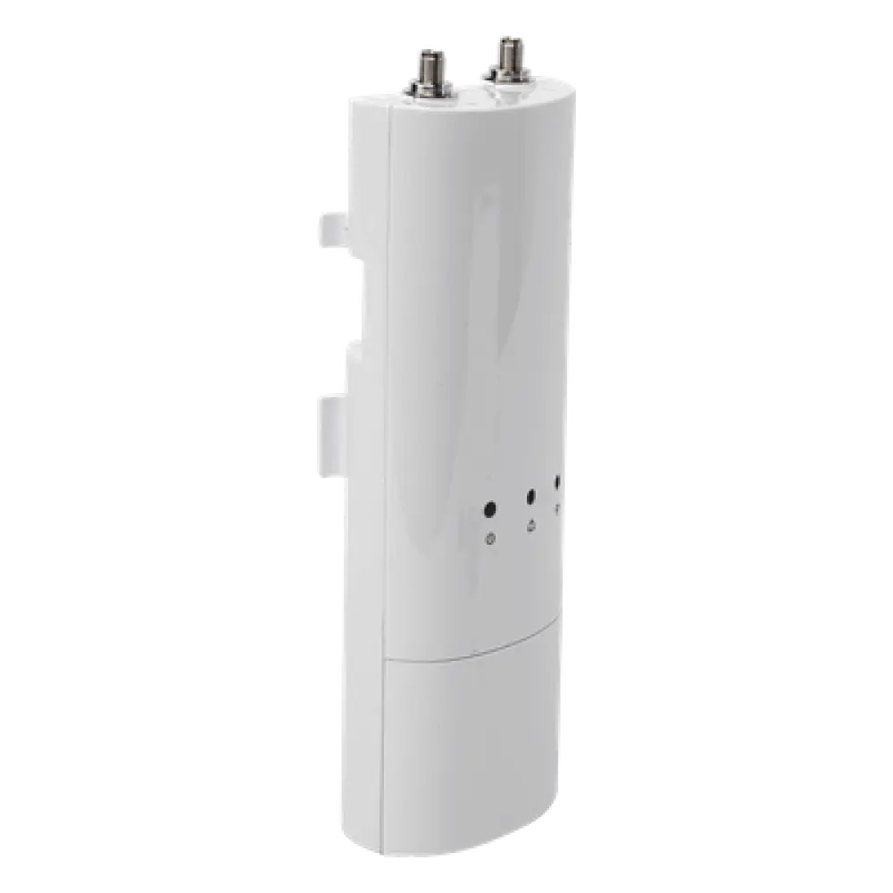 Radio Cliente Conectorizado / 700 Mbps / 4.9-6.4 GHz / IP67 / 2x2:2 MIMO / Gigabit Ethernet / SMA Inverso