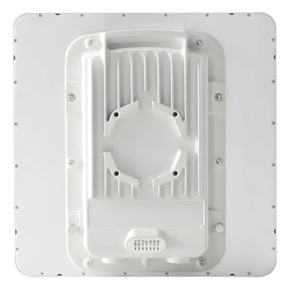 Radio PTP / 1.36 Gbps / 4.9-6.2 GHz / 802.11ac Wave 2 MU-MIMO 4x4 / Antena Integrada 23 dBi / IP66/67